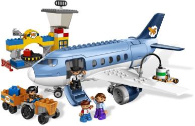 Duplo blue sale plane