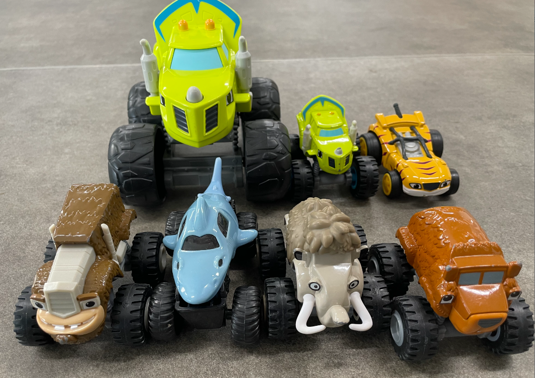 MONSTER TRUCKS