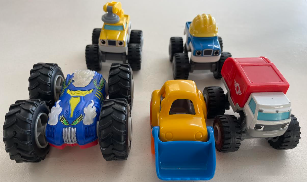 ASSORTMENT OF TRUCKS